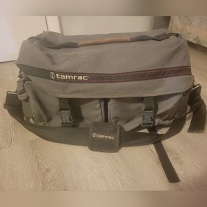 Rare extra large vintage Tamrac super pro system adjustable shoulder camera bag